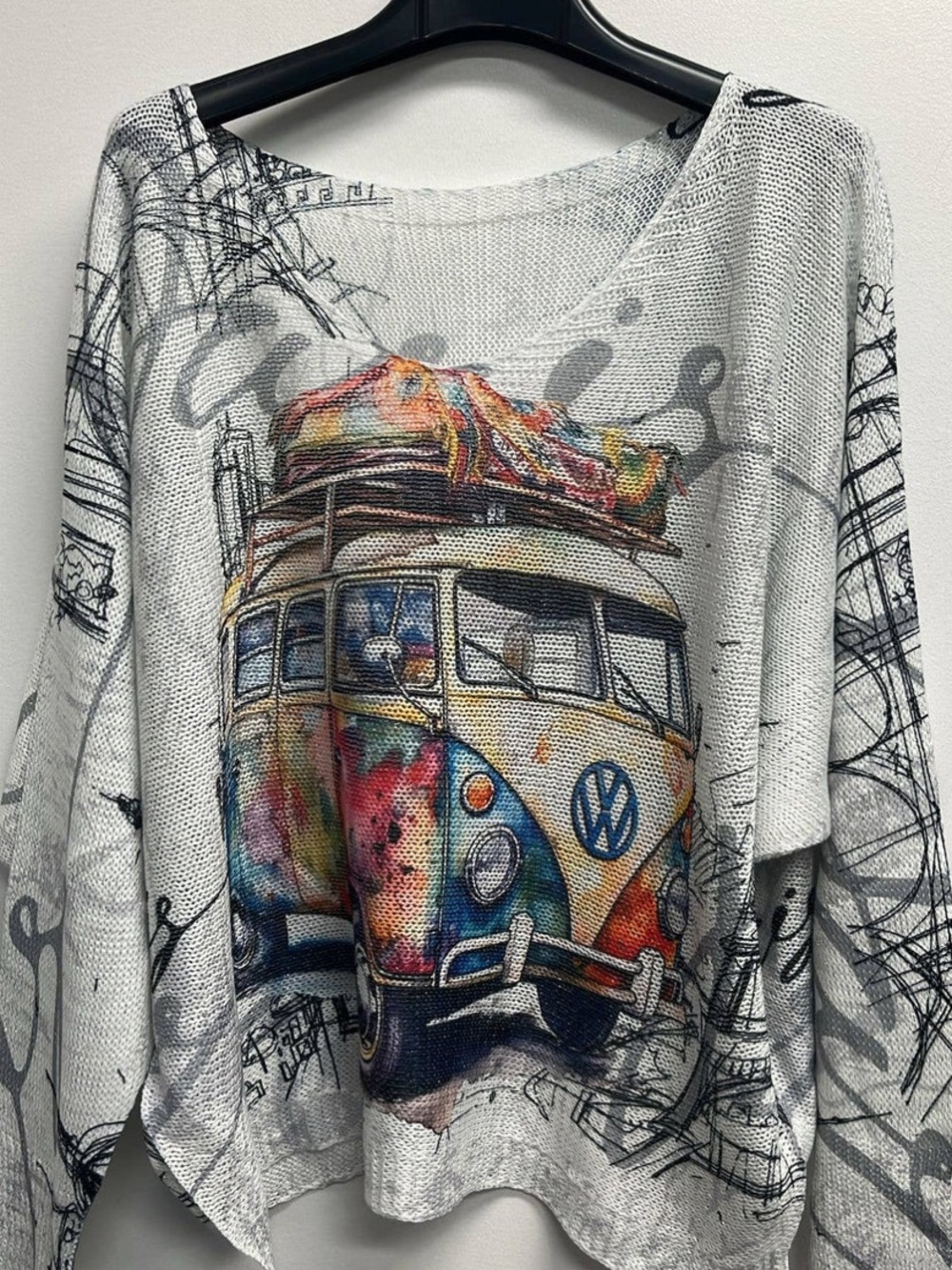 258 ❤️ LOOWIE one size love bus sweater